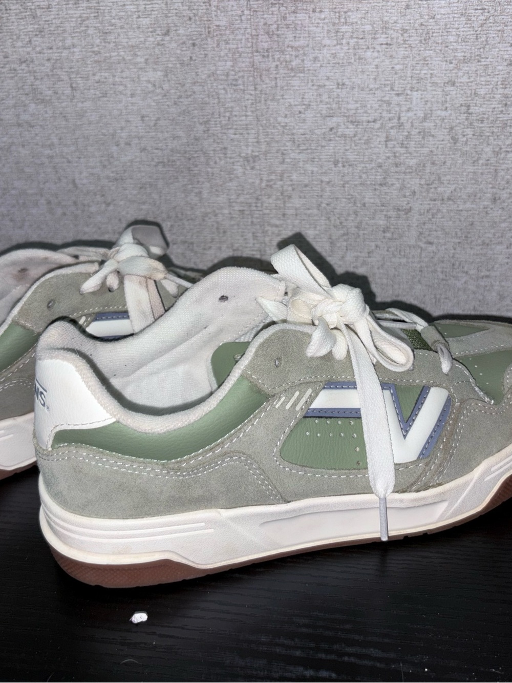 Vans upland - Picture 2 of 5
